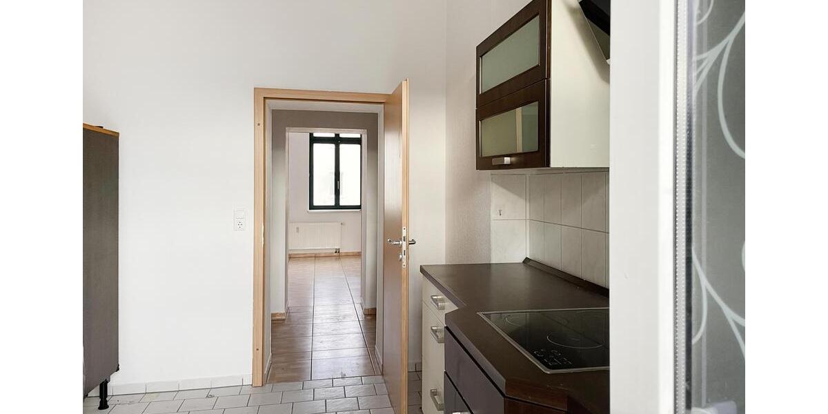Etagenwohnung Halle (Saale) Damaschkestraße - 3 Zimmer, 81 m&sup2;, 649&euro; | Angebot:26338195