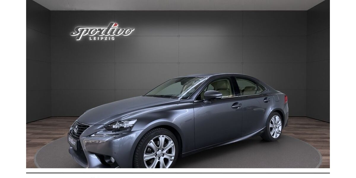 Lexus Andere 68.014 km 25.900 &euro; Markranstädt 04420