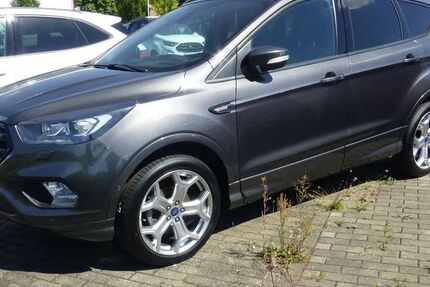 Ford Kuga 68.886 km 16.790 € Wolfen 06766