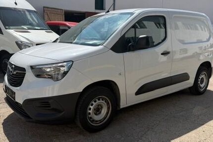 Opel Combo 110.000 km 8.699 &euro; Halle 06118