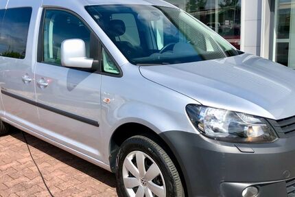 VW Caddy Maxi 176.860 km 9.299 &euro; Halle/Saale 06118
