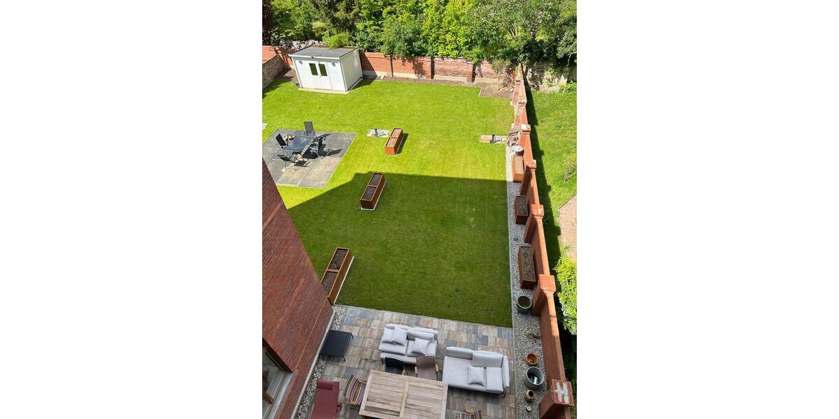 Hochparterre Halle (Saale) Am Wasserturm/Thaerviertel - 4.5 Zimmer, 190 m&sup2;, 2.335&euro; | Angebot:25376252