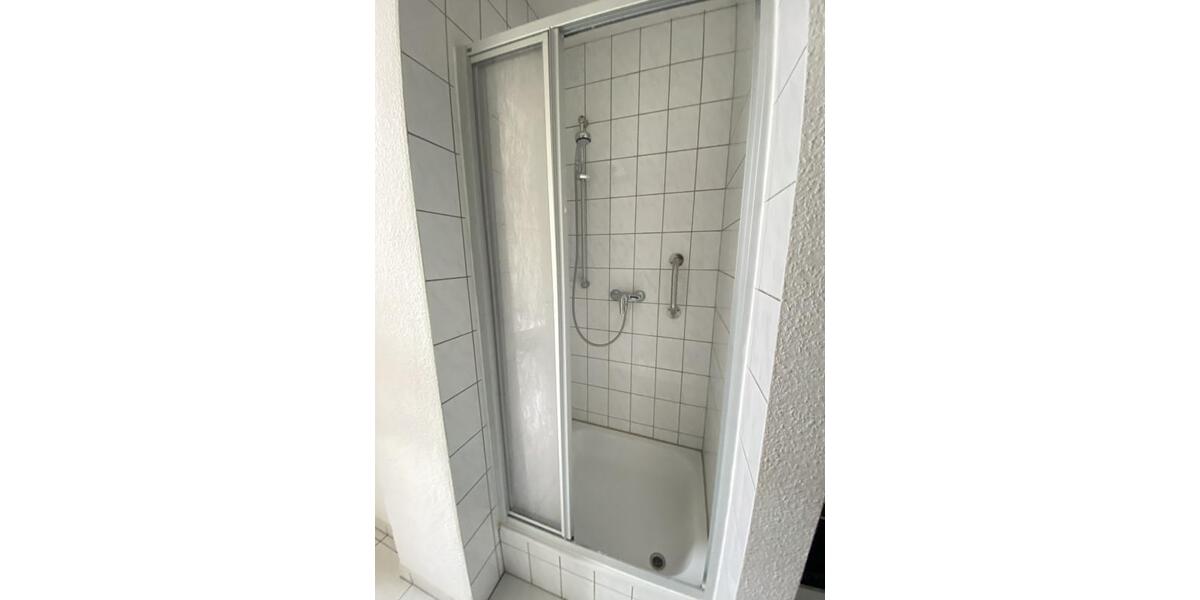 Sofort bezugsfertige 2-Raumwohnung in zentraler Wohnlage zu vermieten! 2 zimmer