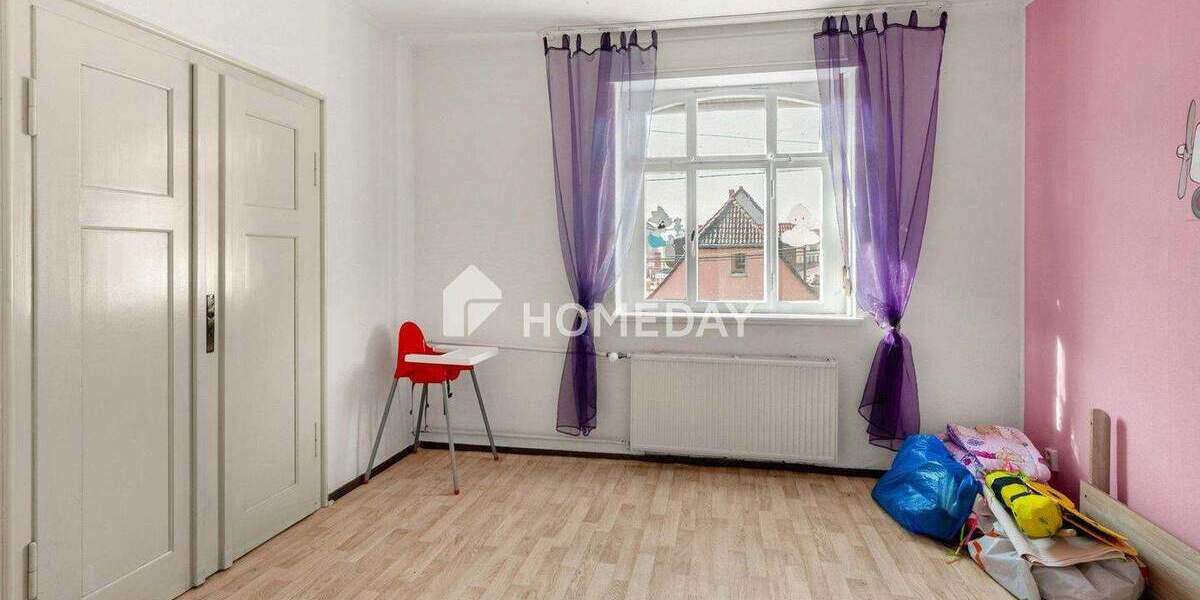 Einfamilienhaus Landsberg Oppin - 8 Zimmer, 240 m&sup2;, 230.000&euro; | Angebot:25212874