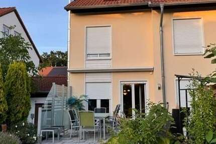 Haus Halle Dölau - 5 Zimmer, 140 m&sup2;, 435.000&euro; | Angebot:25484036