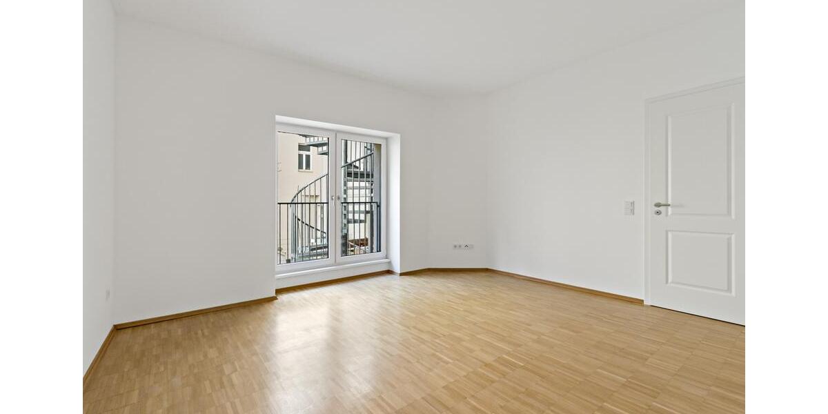 Erdgeschoßwohnung Halle (Saale) Damaschkestraße - 3 Zimmer, 94 m&sup2;, 895&euro; | Angebot:26095015