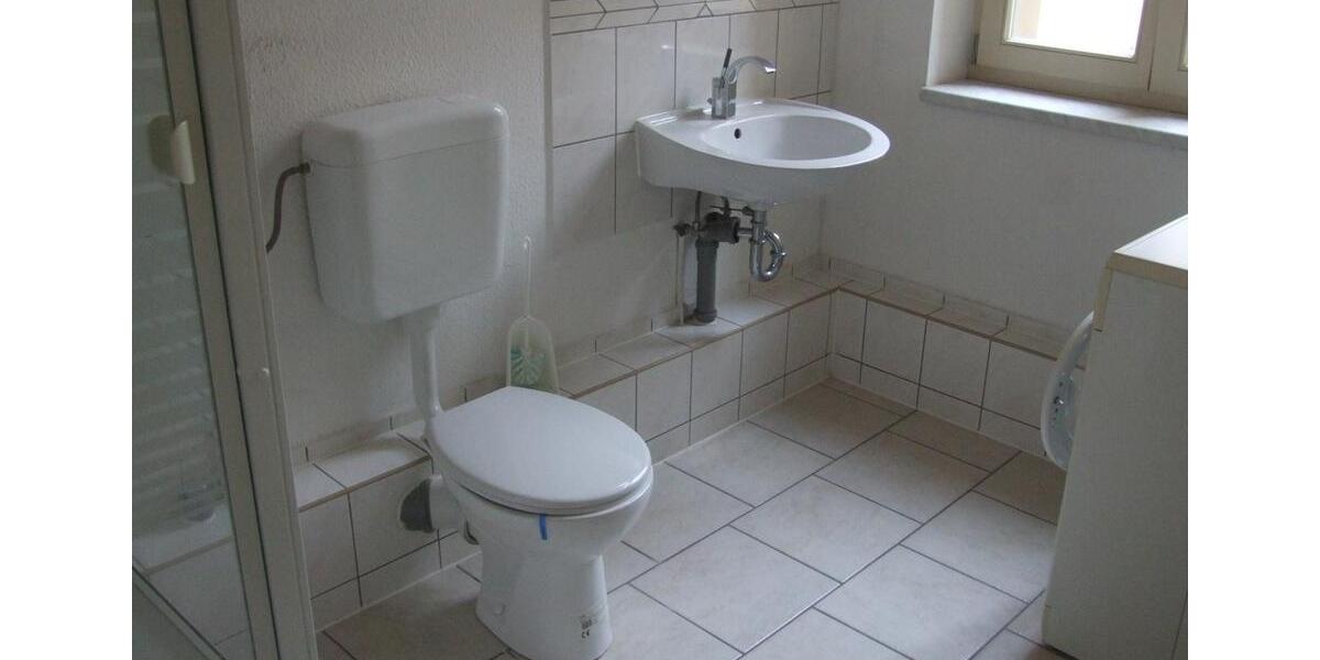 Etagenwohnung Halle (Saale) Büschdorf - 1 Zimmer, 43 m&sup2;, 387&euro; | Angebot:25378240