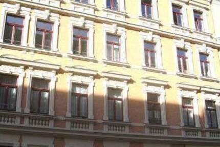 Wohnung zum Mieten in HalleS. 730 € 79 m²
