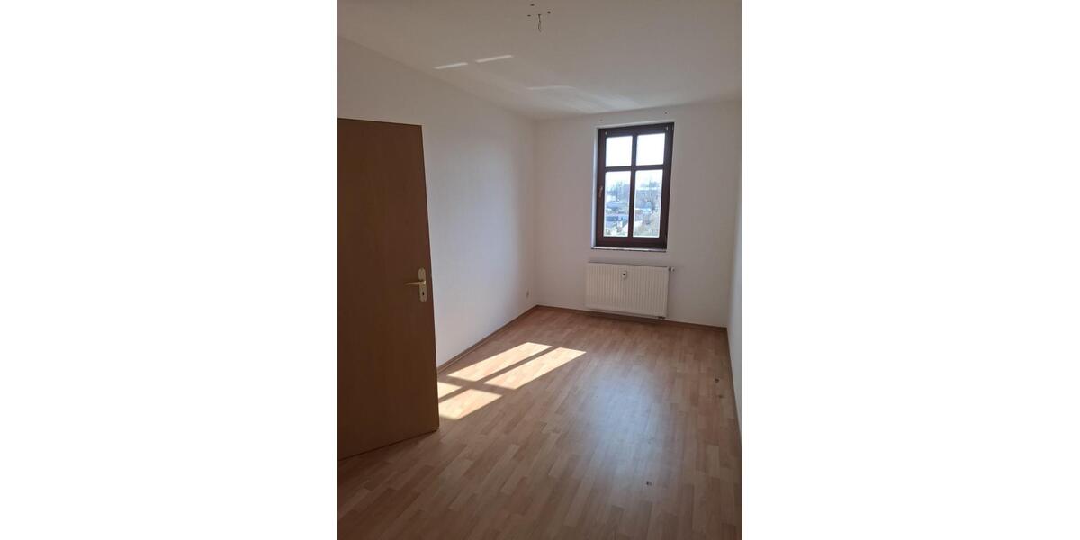 Etagenwohnung Bad Lauchstädt - 2.5 Zimmer, 64 m&sup2;, 416&euro; | Angebot:25874922