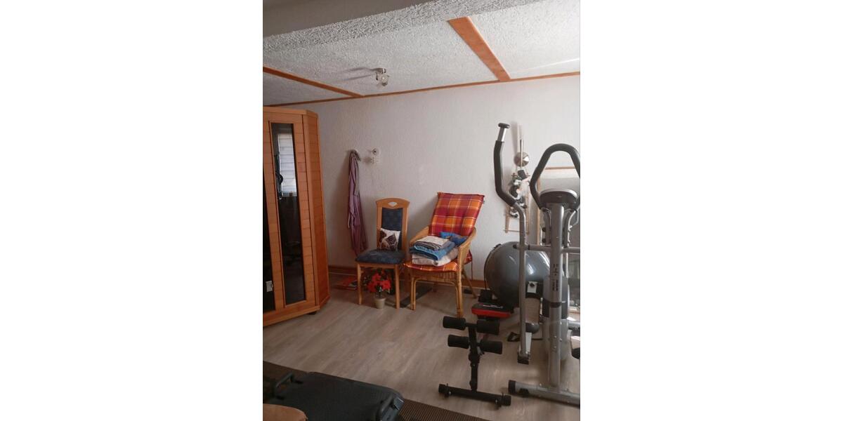 Einfamilienhaus Bad Dürrenberg - 7 Zimmer, 140 m&sup2;, 450.000&euro; | Angebot:27225181