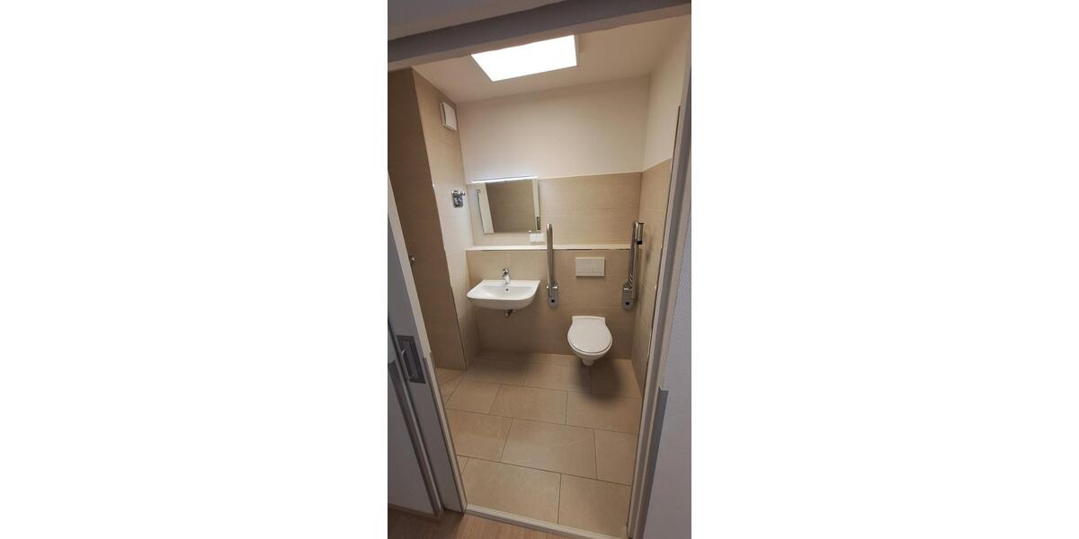 Dachgeschoßwohnung Lützen - 1 Zimmer, 28 m&sup2;, 321&euro; | Angebot:24465364