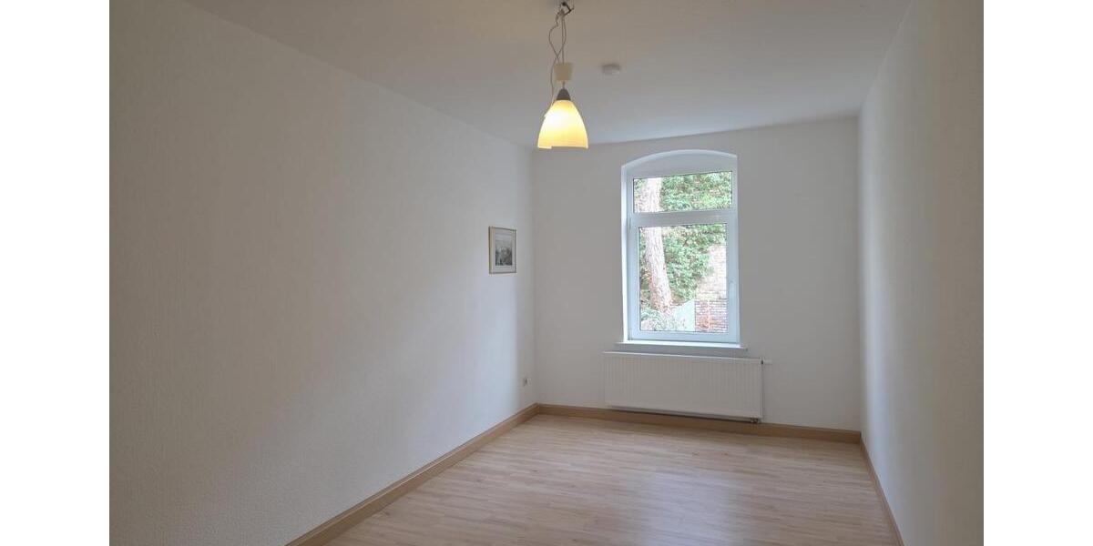 Erdgeschoßwohnung Halle (Saale) Silberhöhe - 3 Zimmer, 90 m&sup2;, 770&euro; | Angebot:25884898