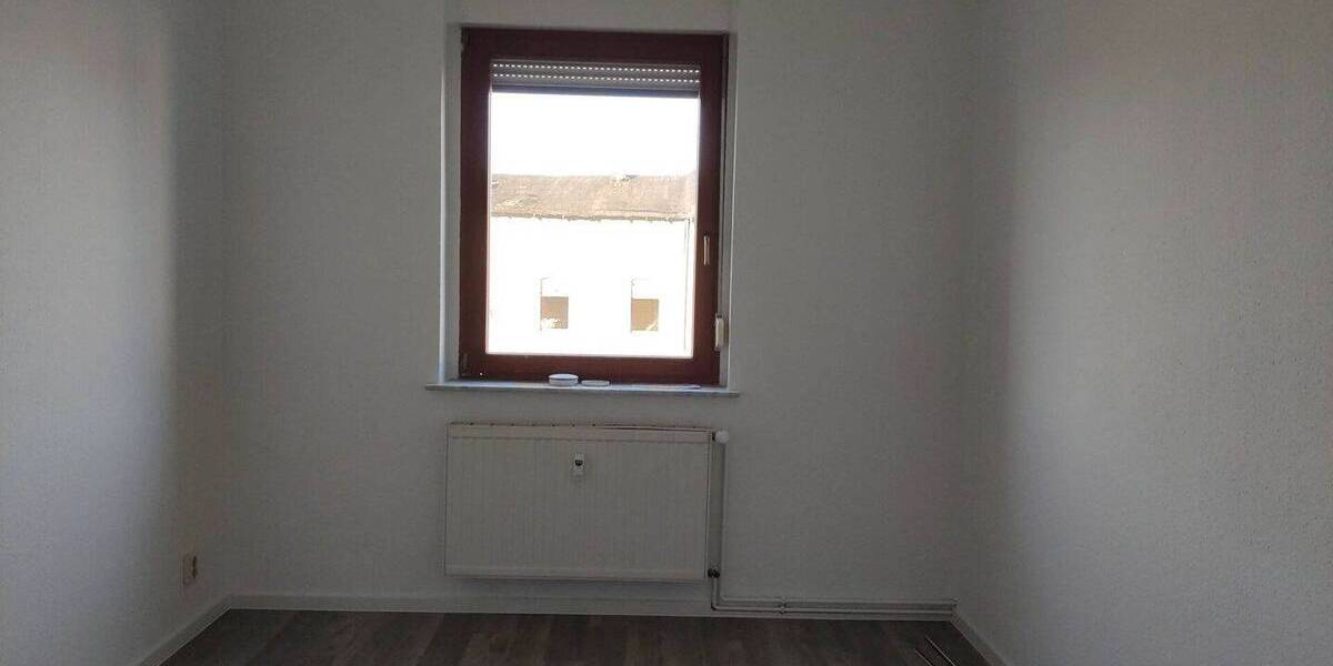 Etagenwohnung Bitterfeld Bitterfeld - 2 Zimmer, 69 m&sup2;, 520&euro; | Angebot:26799303