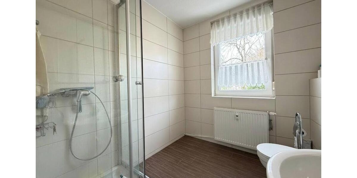 Erdgeschoßwohnung Bitterfeld-Wolfen Bitterfeld - 2 Zimmer, 57 m&sup2;, 535&euro; | Angebot:25887241