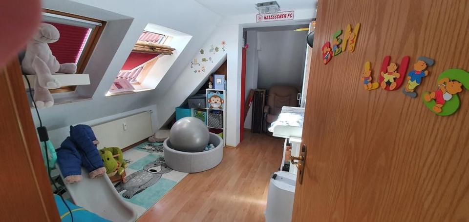 Dachgeschoßwohnung Halle (Saale) Silberhöhe - 3 Zimmer, 83 m&sup2;, 670&euro; | Angebot:24682954