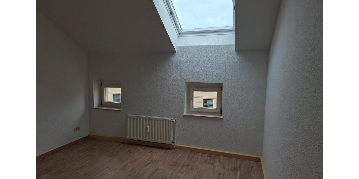 Maisonettenwohnung Halle (Saale) Damaschkestraße - 4 Zimmer, 119 m&sup2;, 1.120&euro; | Angebot:26562993