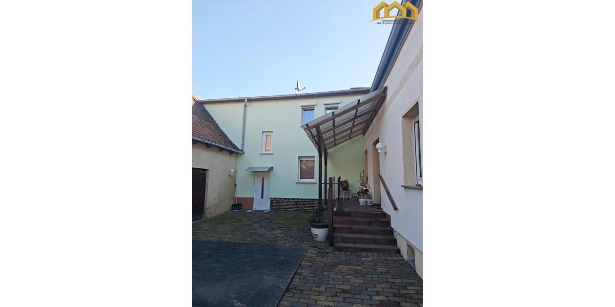 Dachgeschoßwohnung Eisleben (Lutherstadt) - 2 Zimmer, 69 m&sup2;, 483&euro; | Angebot:26177818