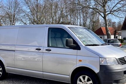 VW T5 Transporter 280.000 km 4.990 &euro; Bitterfeld-Wolfen 06766
