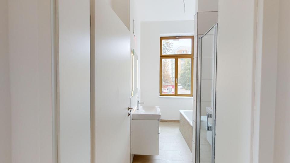 Etagenwohnung Halle (Saale) Damaschkestraße - 4 Zimmer, 150 m&sup2;, 1.735&euro; | Angebot:26564402