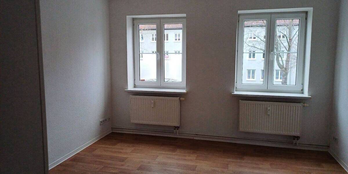 Etagenwohnung Merseburg Geusa - 3 Zimmer, 52 m&sup2;, 313&euro; | Angebot:26751175