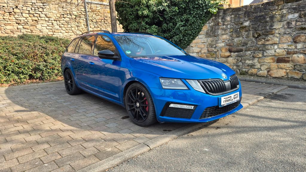 Skoda Octavia 107.000 km 17.000 &euro; Merseburg 06217