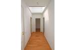 Penthouse am Clara-Zetkin-Park mit Dachterrasse, Stellplatz und Lift, befristete Vermietung