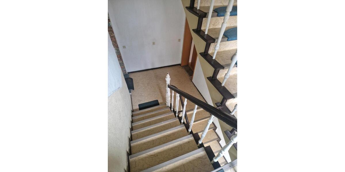 Erdgeschoßwohnung Bad Lauchstädt - 4 Zimmer, 85 m&sup2;, 850&euro; | Angebot:26549774