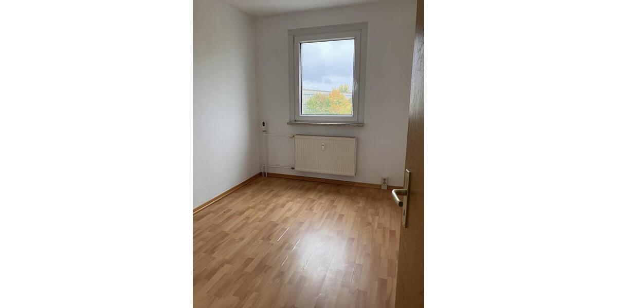 Dachgeschoßwohnung Halle (Saale) Nietleben - 3 Zimmer, 56 m&sup2;, 329&euro; | Angebot:24378399