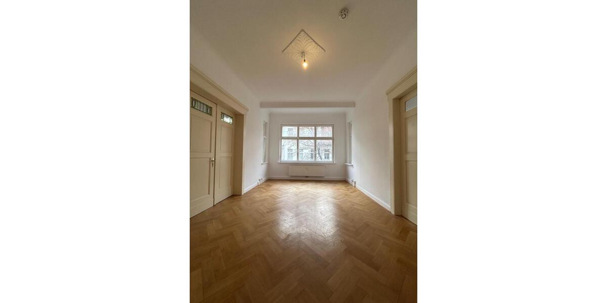 Etagenwohnung Halle (Saale) Frohe Zukunft - 5 Zimmer, 150 m&sup2;, 1.350&euro; | Angebot:25865846