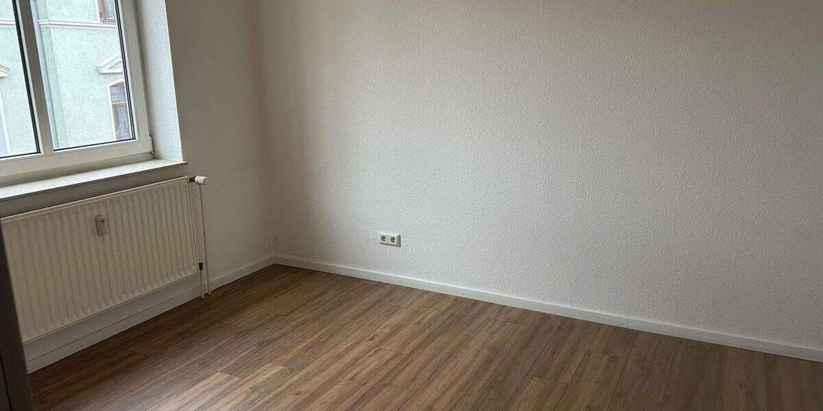 Etagenwohnung Merseburg Neumarkt (Vorstadt) - 2 Zimmer, 43 m&sup2;, 375&euro; | Angebot:25909925