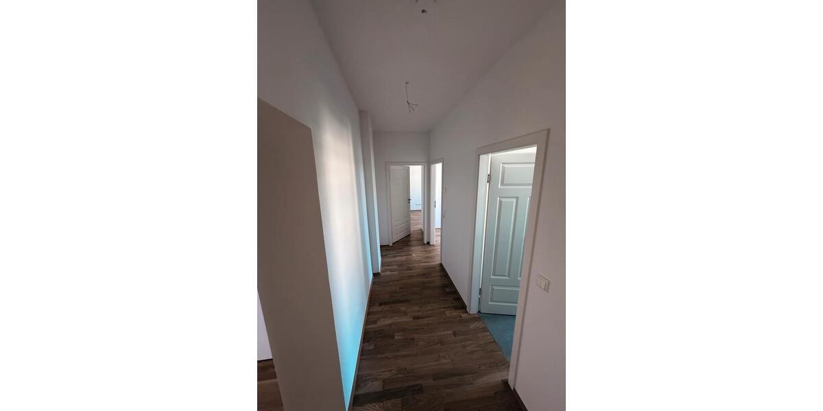 Etagenwohnung Halle (Saale) Büschdorf - 4 Zimmer, 91 m&sup2;, 1.038&euro; | Angebot:26606743