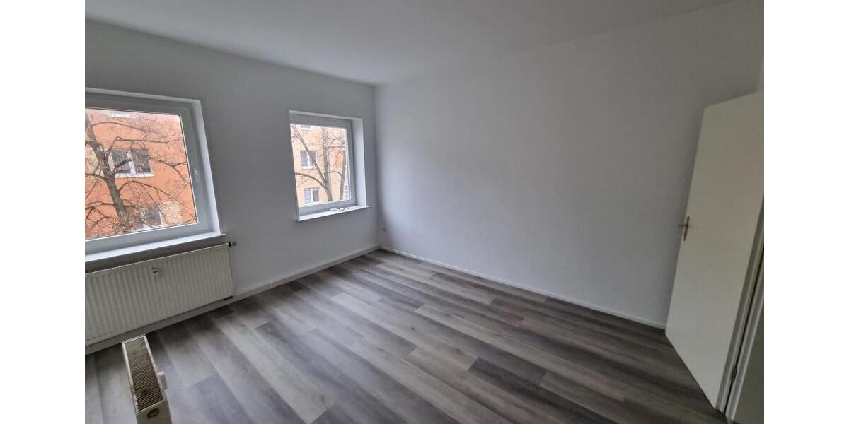 Etagenwohnung Köthen (Anhalt) - 4 Zimmer, 84 m&sup2;, 505&euro; | Angebot:26455890