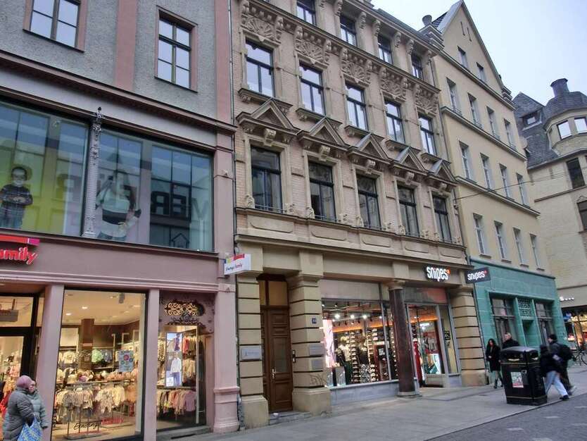 Büro in Halle 1.057 € 111.2 m²