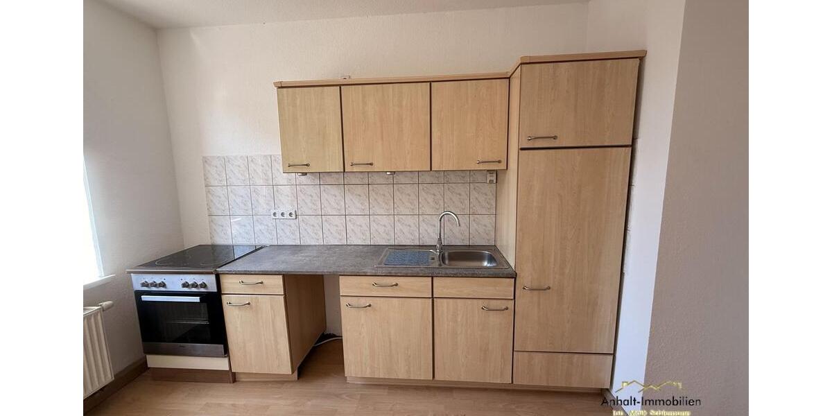 Etagenwohnung Bitterfeld-Wolfen Bitterfeld - 2 Zimmer, 69 m&sup2;, 410&euro; | Angebot:25342043