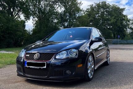 VW Golf 156.800 km 9.200 &euro; Halle 06108