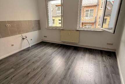 Wohnung Halle Am Wasserturm/Thaerviertel - 2 Zimmer, 38 m&sup2;, 380&euro; | Angebot:24386486