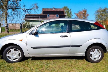 Ford Focus 122.000 km 1.550 &euro; Köthen 06366