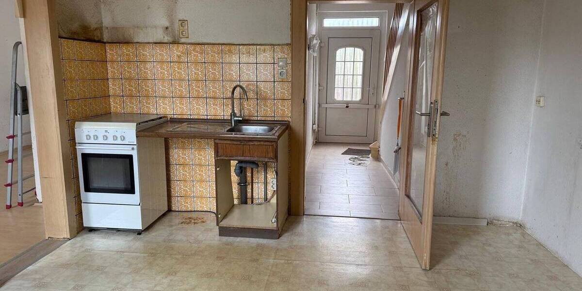 Reihenmittelhaus Halle Gesundbrunnen - 3 Zimmer, 95 m&sup2;, 195.000&euro; | Angebot:26572670
