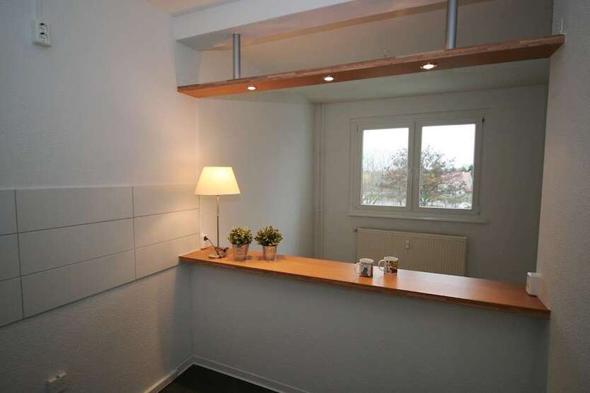 Wohnung zum Mieten in Merseburg 353 € 54.2 m²