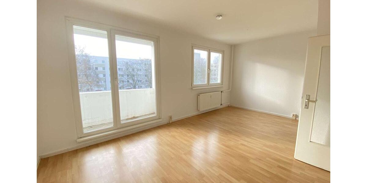 Etagenwohnung Halle (Saale) Halle-Neustadt - 3 Zimmer, 57 m&sup2;, 339&euro; | Angebot:25990019