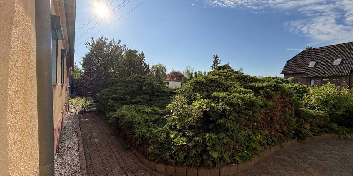 Doppelhaushälfte Bitterfeld-Wolfen Greppin - 4 Zimmer, 107 m&sup2;, 125.000&euro; | Angebot:26751001