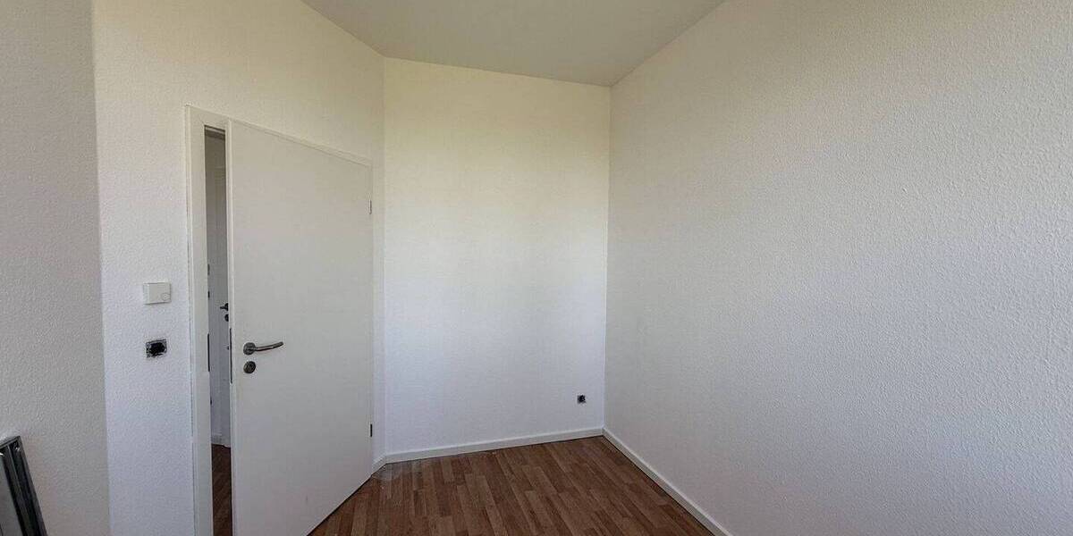Etagenwohnung Bitterfeld Anhaltsiedlung - 2 Zimmer, 31 m&sup2;, 250&euro; | Angebot:26799300