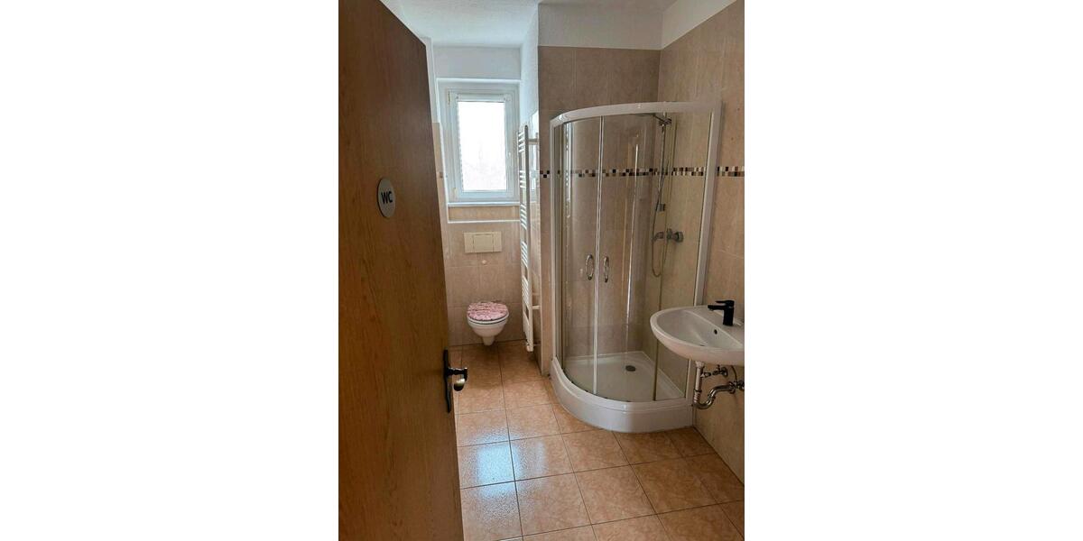 Etagenwohnung Bitterfeld-Wolfen Wolfen - 3 Zimmer, 86 m&sup2;, 725&euro; | Angebot:25408251