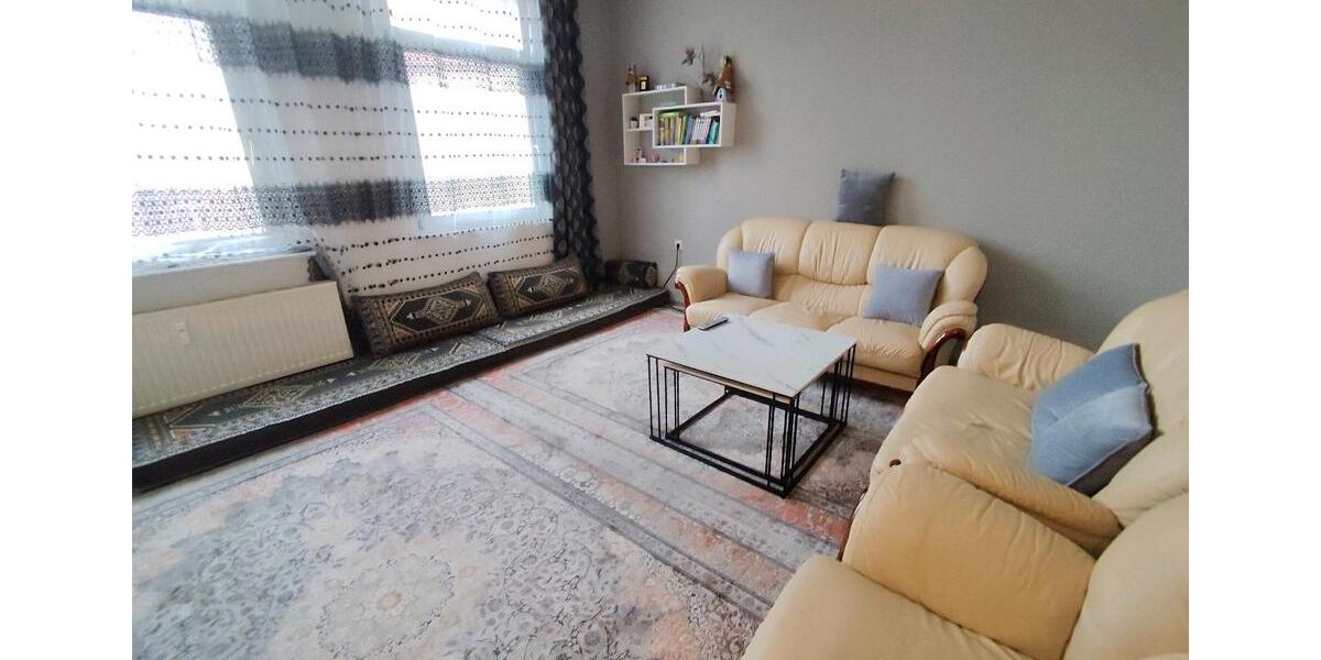 Dachgeschoßwohnung Köthen (Anhalt) - 3.5 Zimmer, 82 m&sup2;, 430&euro; | Angebot:25207589