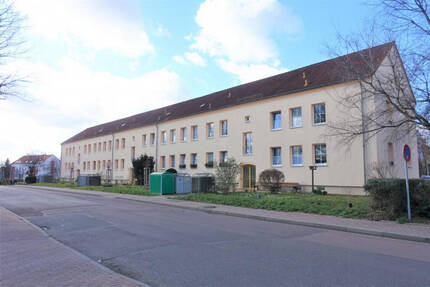 Wohnung Braunsbedra Neumark - 2 Zimmer, 50 m&sup2;, 328&euro; | Angebot:26803941