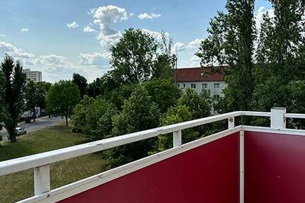Wohnung Bad Dürrenberg - 3 Zimmer, 58 m&sup2;, 363&euro; | Angebot:26851243