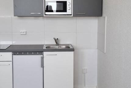 Ihre neue Singlewohlfühloase über den Dächern von Halle 1 zimmer