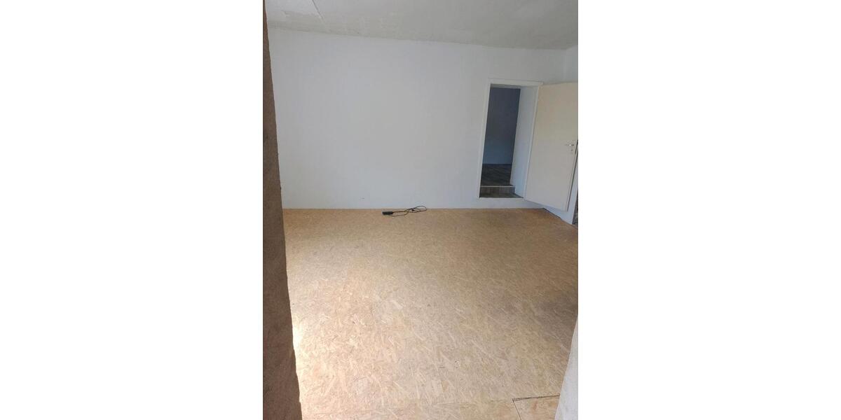 Einfamilienhaus Seegebiet Mansfelder Land - 7 Zimmer, 200 m&sup2;, 83.000&euro; | Angebot:26657379