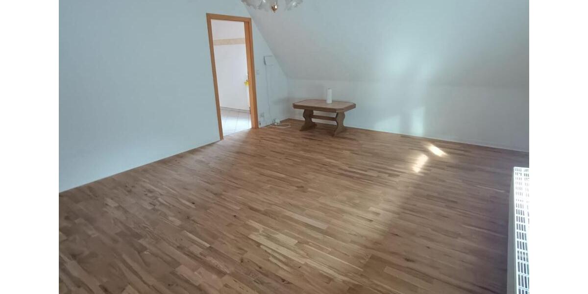 Etagenwohnung Eisleben (Lutherstadt) - 3 Zimmer, 80 m&sup2;, 650&euro; | Angebot:26194507