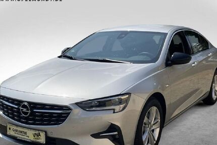 Opel Insignia 72.249 km 20.940 € Halle 06126
